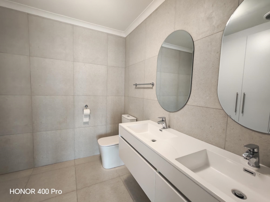 2 Bedroom Property for Sale in Beachfront Western Cape